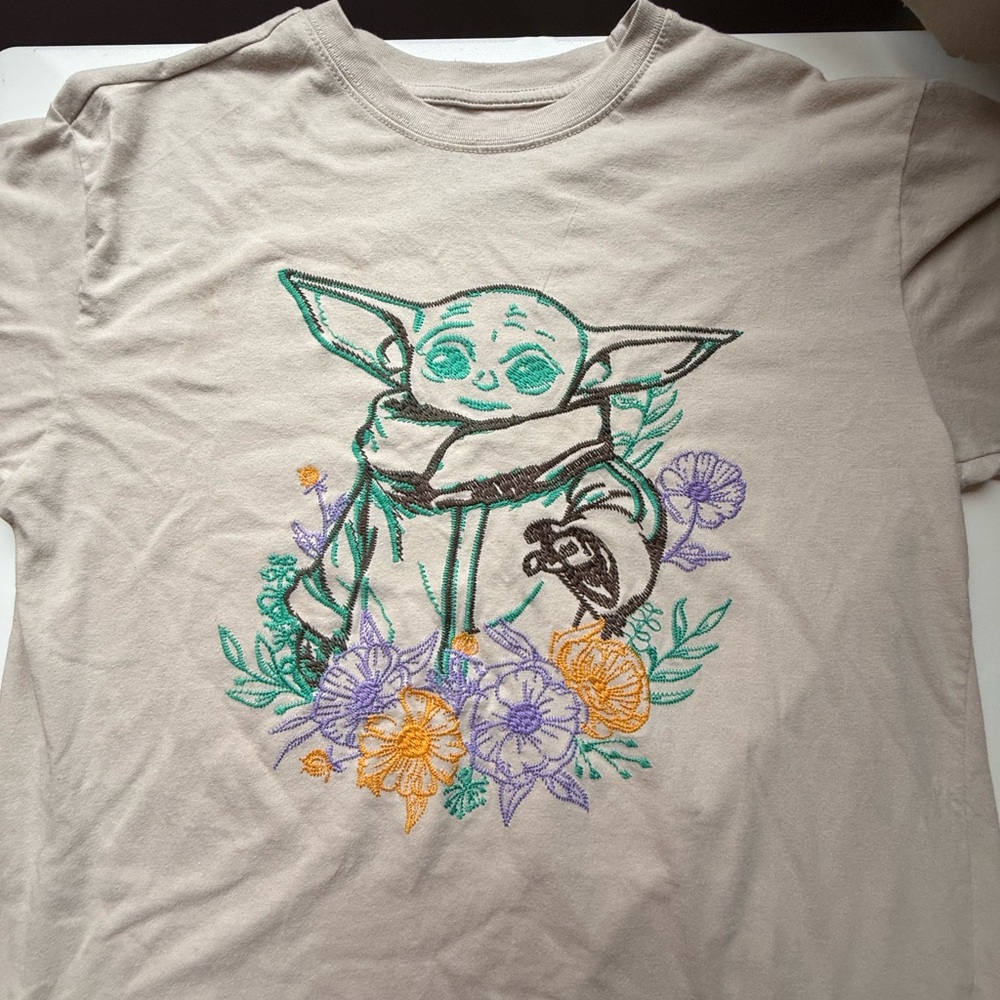 Star Wars Beige Tee with Baby Yoda and Floral Design